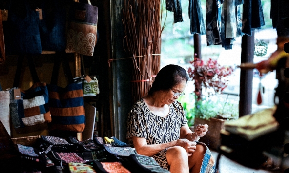 Có tài khoản chưa nói hết khoảng cách giới trong tài chính