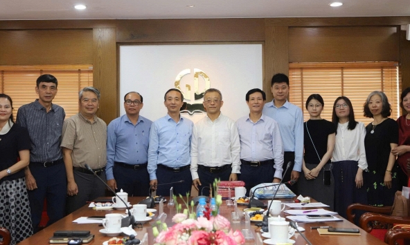 Nhà xuất bản Giáo dục Việt Nam mở rộng hợp tác bản quyền và học liệu số