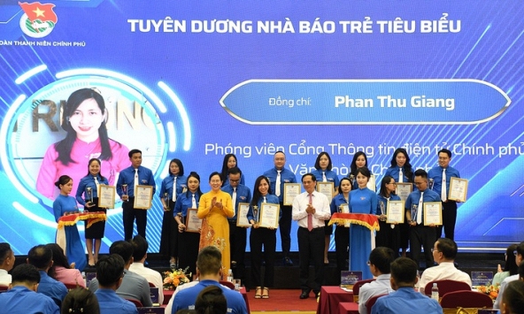 Nữ nhà báo và những rào cản trên đường phát triển nghề