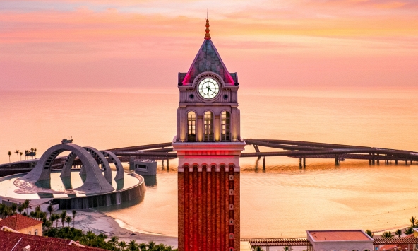 Hòn đảo Việt Nam đón hơn 8,5 triệu khách, thu gần 46.000 tỷ đồng sau 9 tháng: Expedia gọi tên trong Top 10 điểm đến mới nổi của thế giới, chuẩn bị hạ tầng cho APEC 2027