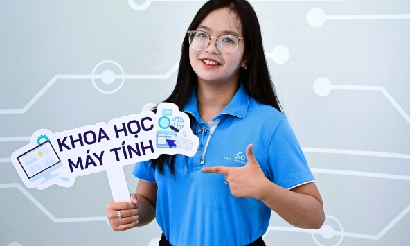 Sinh viên Lê Thị Hương Ly xây dựng hệ hỏi đáp pháp lý đa phương thức