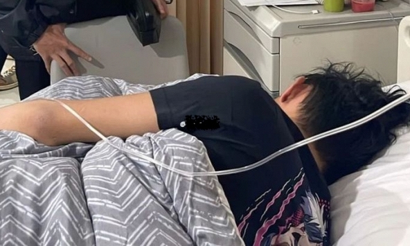 Chàng trai 22 tuổi đã mắc ung thư dạ dày giai đoạn cuối vì 3 món 'khoái khẩu' của nhiều người trẻ