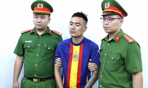 Khởi tố Thắng 'Ật' về tội gây rối trật tự công cộng: Vì sao người bị đánh vẫn có thể bị xử lý hình sự?