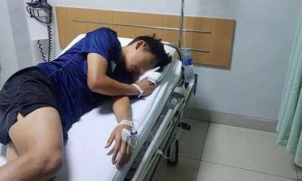 Nam shipper 26 tuổi thận đã hỏng vì 1 loại nước 'vạn người mê', bác sĩ nhắc: 5 thứ 'phá thận' hơn bia rượu!