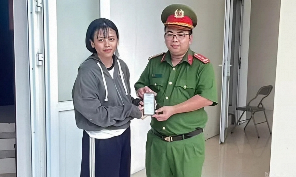 Anh Nguyễn Đình Hòa chuyển khoản gần 1,371 tỷ đồng đến tài khoản MSB của Lê Thị Lan SN 1999: Công an rà soát giao dịch
