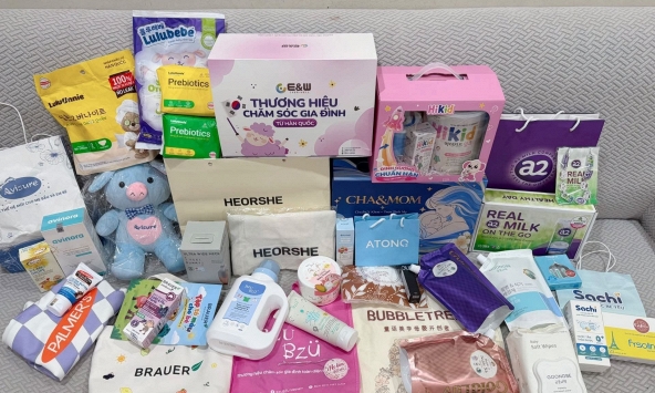 Hội mẹ bỉm thi nhau khoe “chiến lợi phẩm” sau một ngày 'farm quà' tại Vietbaby Fair: Nhìn là biết sức chiến đấu của các mẹ bỉm khủng cỡ nào!