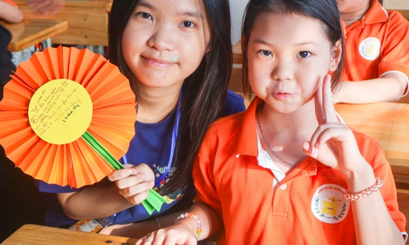 “Dệt Sắc Đan Mây”: Gần 2.500 cuốn sách được trao gửi vì trẻ em vùng cao