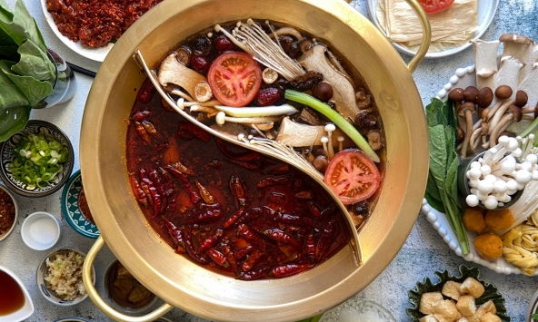 Vì sao khi uống rượu bia không nên ăn nấm?