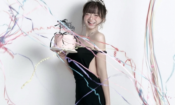 Chi Củ Cải đón tuổi mới bằng bộ ảnh thần thái, sắc vóc thăng hạng
