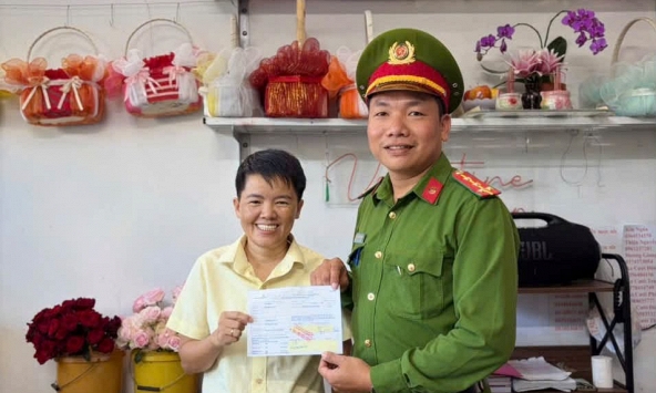 Công an xác minh loạt giao dịch chuyển khoản từ 8 triệu, 70 triệu, 350 triệu đến 450 triệu đồng... của các trường hợp sau