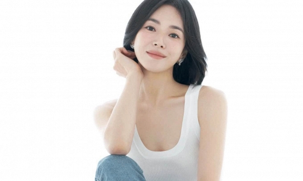 Song Hye Kyo có bến đỗ mới