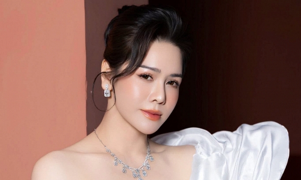 Thu nhập của Nhật Kim Anh
