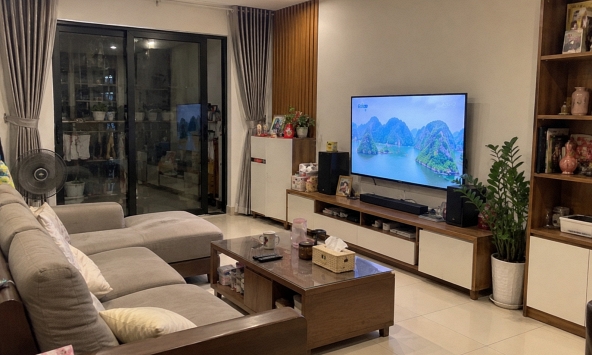 Vì sao ngày càng nhiều gia đình không đặt tivi làm trung tâm phòng khách? 2 cách bố trí mới đang được ưa chuộng hơn