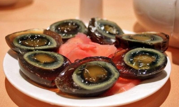 Cậu bé 14 tuổi đã suy thận, người mẹ òa khóc khi biết 3 món thường cho con ăn là 'sát thủ'