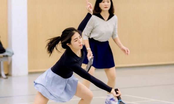 Chấn thương do chơi pickbleball: Đừng chủ quan khi cơn đau khớp biến mất
