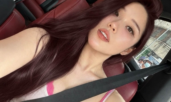 Hot girl mê xe 'hụt vé' BIGBANG, lên mạng than thở nhưng lại khiến CĐM phải mê đắm