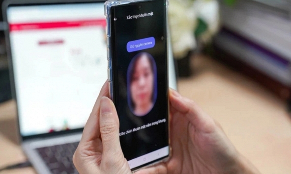 Sinh trắc học ngân hàng bị qua mặt bằng ảnh, video: 5 điều phải làm ngay để tiền trong tài khoản an toàn