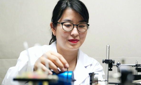 Nữ giới chiếm 46% lực lượng nghiên cứu nhưng chỉ 25,5% chủ nhiệm đề tài khoa học