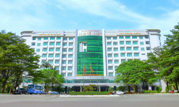 Trường ĐH ở TP.HCM tuyển giảng viên với mức lương 140 triệu đồng/tháng: Là trường kinh tế top đầu phía Nam, danh sách cựu sinh viên quá đỉnh!