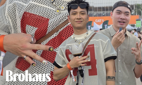 Vì sao đàn ông 30 tuổi vẫn order nail G-Dragon, mua “Bangbong” và chi 15 triệu đi quẩy 2 đêm concert BIGBANG?