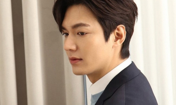 Sống đủ lâu để thấy Lee Min Ho cũng có ngày này!