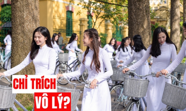Đọc bình luận chỉ trích các em nữ sinh không chịu mặc áo dài cả tuần mà tôi bực: Thử ngồi phòng 40 độ cả ngày rồi hãy phán xét