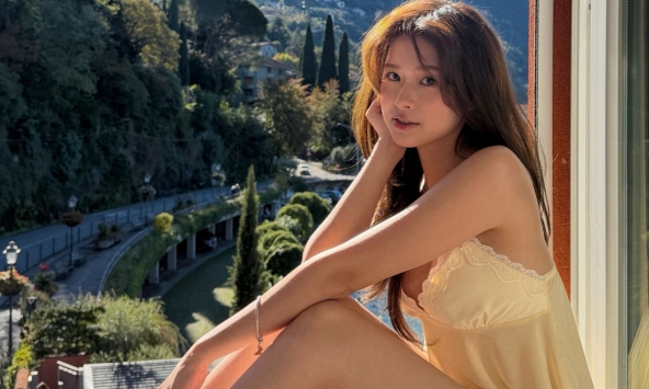 Khác xa hình ảnh giả trai diễn hài, hot girl Mai Hương đời thường tự tin rạng rỡ khiến dân tình 'ngất ngây'