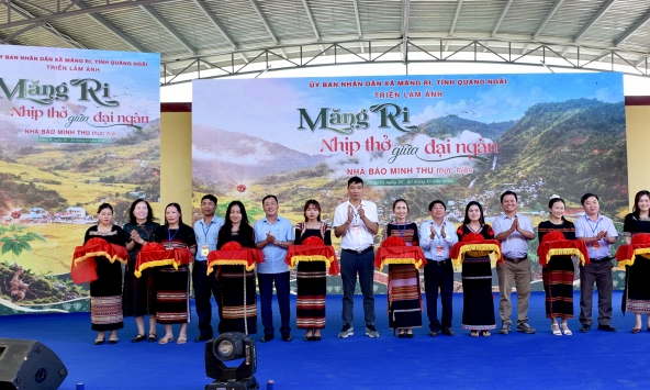 Triển lãm ảnh ‘Măng Ri – Hơi thở giữa đại ngàn’