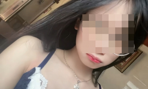 Nữ TikToker vẫn ngang nhiên quảng cáo app live 18+ gây bức xúc dư luận