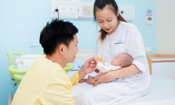 Nghị lực kiên cường của người mẹ trong cuộc chiến giữ thai 1% hy vọng