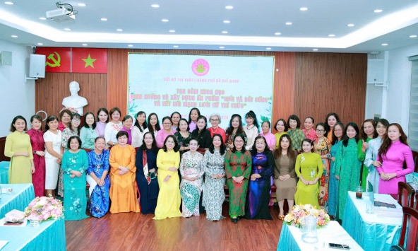 Để tiếng nói nữ trí thức đi từ góp ý đến tác động chính sách
