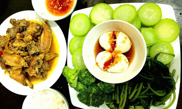 Bữa cơm còn thừa, để ngoài bao lâu thì nên cất tủ lạnh?