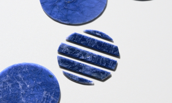 Chiếc đồng hồ đính 96 viên kim cương của quý ông “thích gì đeo nấy”