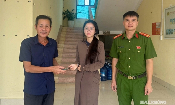 Công an xác minh giao dịch chuyển khoản 45 triệu đồng của nữ sinh Đàm Thị Huyền Trang SN 2004