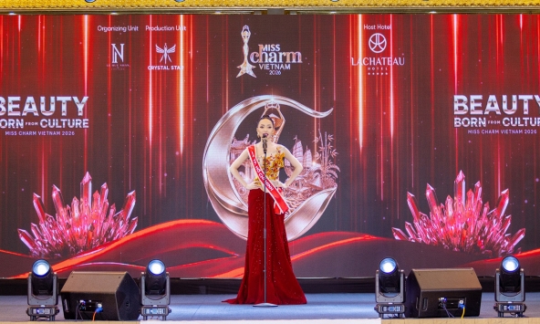 Mỹ nhân gây chú ý với chiều cao 1m77: Đang điều hành công ty truyền thông, theo học chương trình sau đại học tại Mỹ