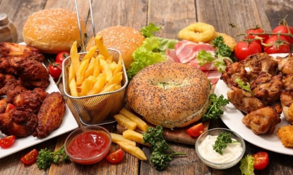 43 chuyên gia toàn cầu đồng loạt CẢNH BÁO về 1 NHÓM thực phẩm nhiều gia đình ăn mỗi ngày: Liên quan tới ung thư