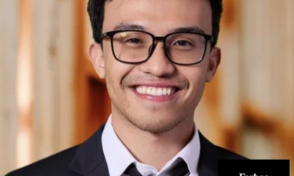 Chàng trai Việt duy nhất góp mặt trong Forbes Under 30 Asia lĩnh vực Y tế & Khoa học: Sở hữu profile “siêu nét”