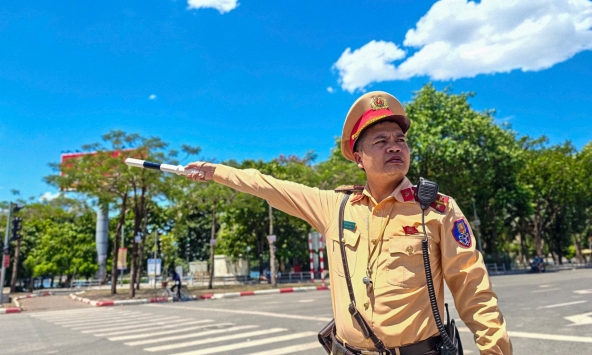 Công an TP Hà Nội phát thông báo quan trọng: Toàn bộ tài xế cần lưu ý các khung giờ cấm đường sau