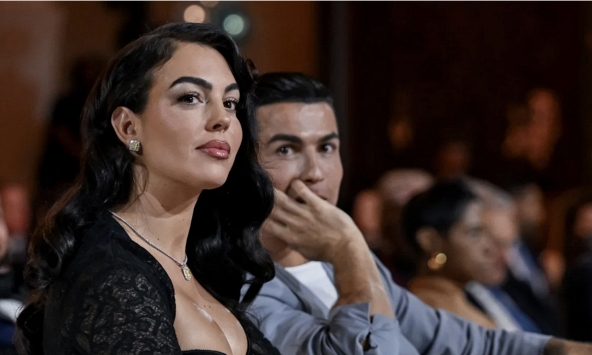 Đám cưới được mong chờ của Cristiano Ronaldo và Georgina Rodríguez bất ngờ có diễn biến mới