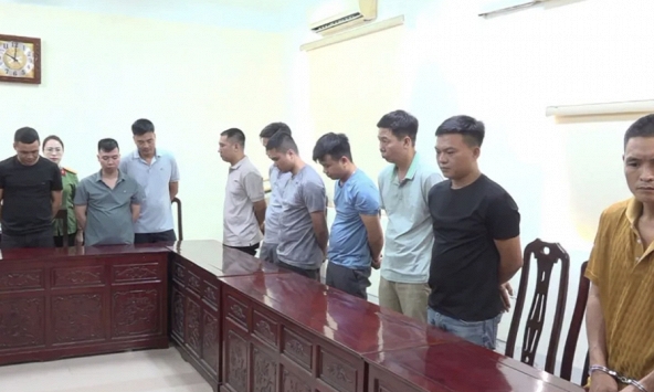 Triệt phá đường dây 'rút ruột' hàng trăm ngàn lít dầu hoả: 21 đối tượng bị khởi tố