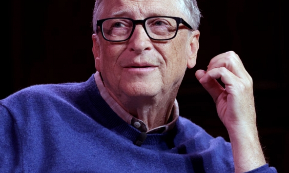 Tỷ phú Bill Gates dự đoán sốc: 10 năm nữa, con người có thể chỉ cần làm việc 2 ngày mỗi tuần