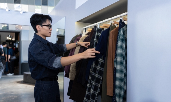 'Đàn ông đều yêu UNIQLO': Hãng quần áo biến trải nghiệm khó khăn nhất của phái mạnh trở nên đơn giản bất ngờ, và vì thế nó được yêu
