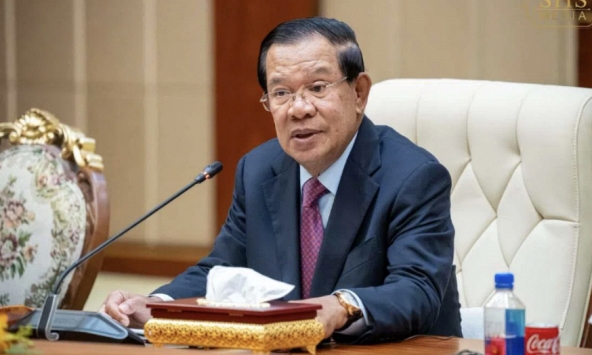 Cựu Thủ tướng Campuchia Hun Sen 'đau đầu' vì liên tục bị xin tiền, có người đề nghị hàng chục nghìn USD để mua nhà, xe