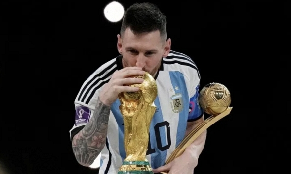 Lionel Messi sắp nhận bằng Tiến sĩ từ trường đại học lâu đời nổi tiếng