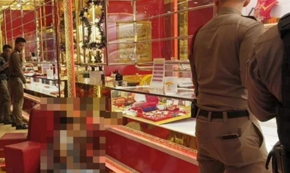 Cướp tiệm vàng bất thành, kẻ trộm tự tử ngay tại chỗ 