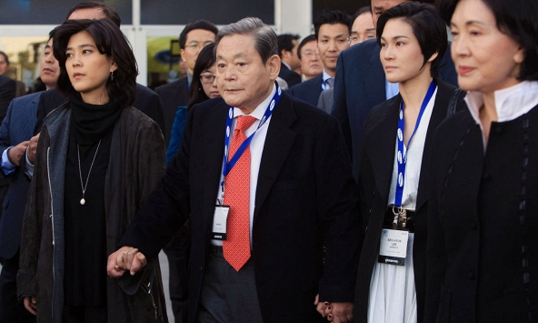 Lời nguyền di truyền đeo bám gia tộc Samsung: Khi quyền lực và hàng tỷ USD cũng không thể giải quyết