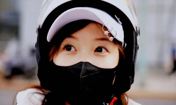  'Bà nội trợ hot nhất Bắc Kinh' đăng video dài tập bóc phốt chồng ngoại tình khiến xử tỷ dân sốc nặng 