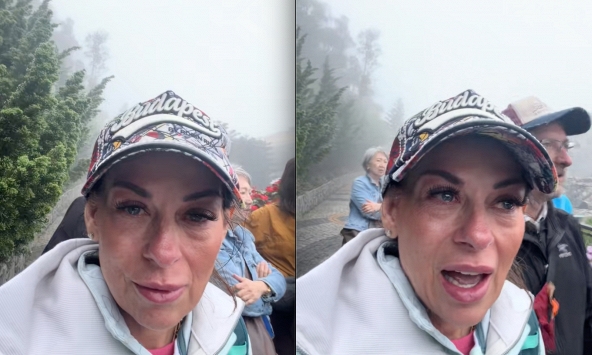 Khách Tây khóc sưng mắt trước cảnh tượng ở miền Trung Việt Nam