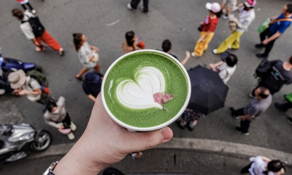 Hàng matcha đắt nhất nhì Việt Nam cân từng viên đá khi pha chế, tháng nào cũng có chuyên gia về kiểm tra