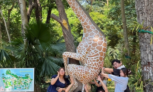 Thảo Cầm Viên nhắc khéo du khách